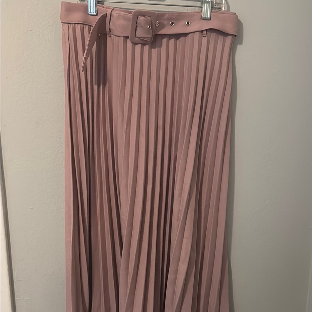 Haute Monde Dusty Rose Pleated A-Line Maxi Skirt with Belt